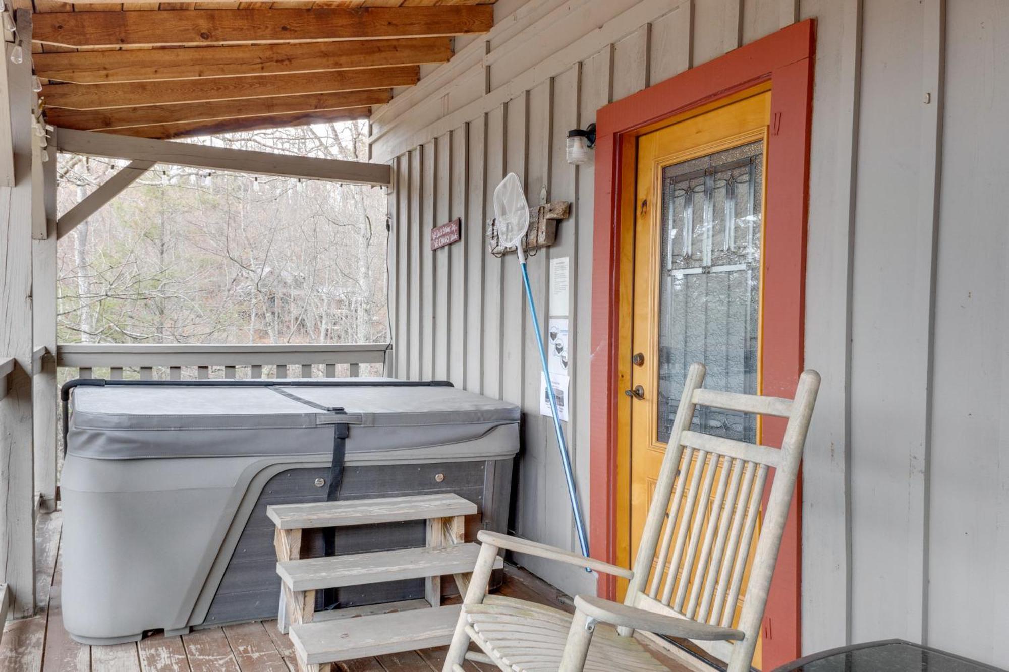 Spacious Gatlinburg Cabin With Hot Tub And Game Room! Εξωτερικό φωτογραφία