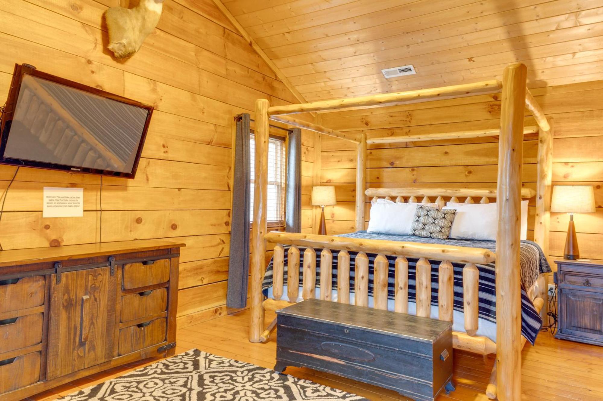 Spacious Gatlinburg Cabin With Hot Tub And Game Room! Εξωτερικό φωτογραφία
